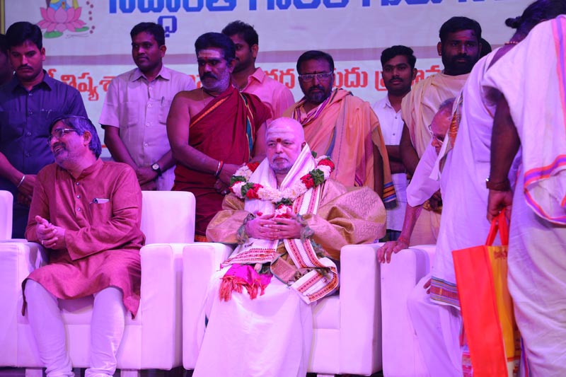 Sri Mulugu Ramalingeshwara Varaprasad Siddhanti was honoured with Jyotishyasastra Vignana Visharadha at Tummalapalli Kalakshetram, Vijayawada (162)